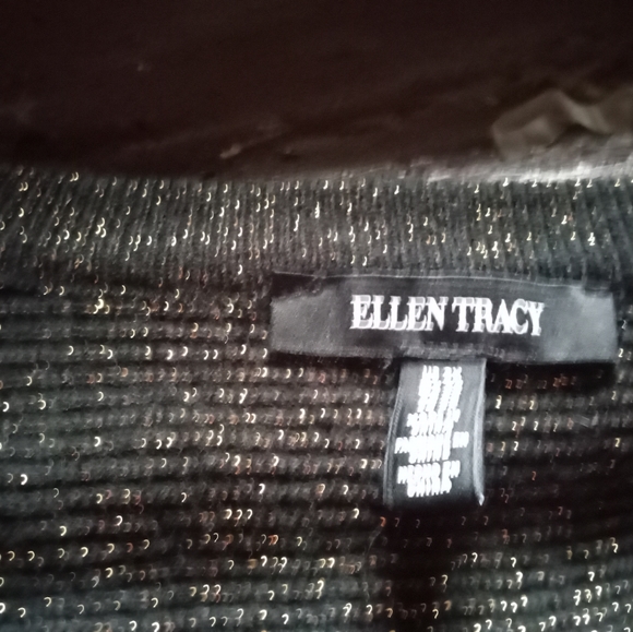 Oldie woman's sparkling shirt - Picture 2 of 2